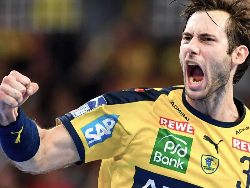 Handballspieler, der sich freut